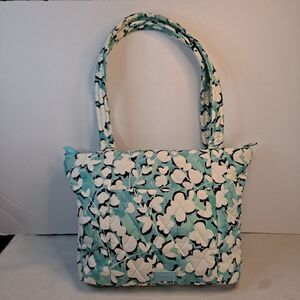 Vera Bradley Ultralight Small Vera Tote Bag In "Cut Vines Cool" Pattern